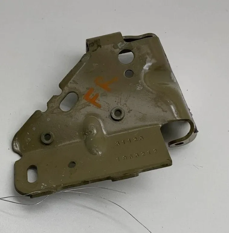 1853212-ST-H Збірка правого кронштейна CFM ASSEMBLY – CFM BRACKET RIGHT HAND