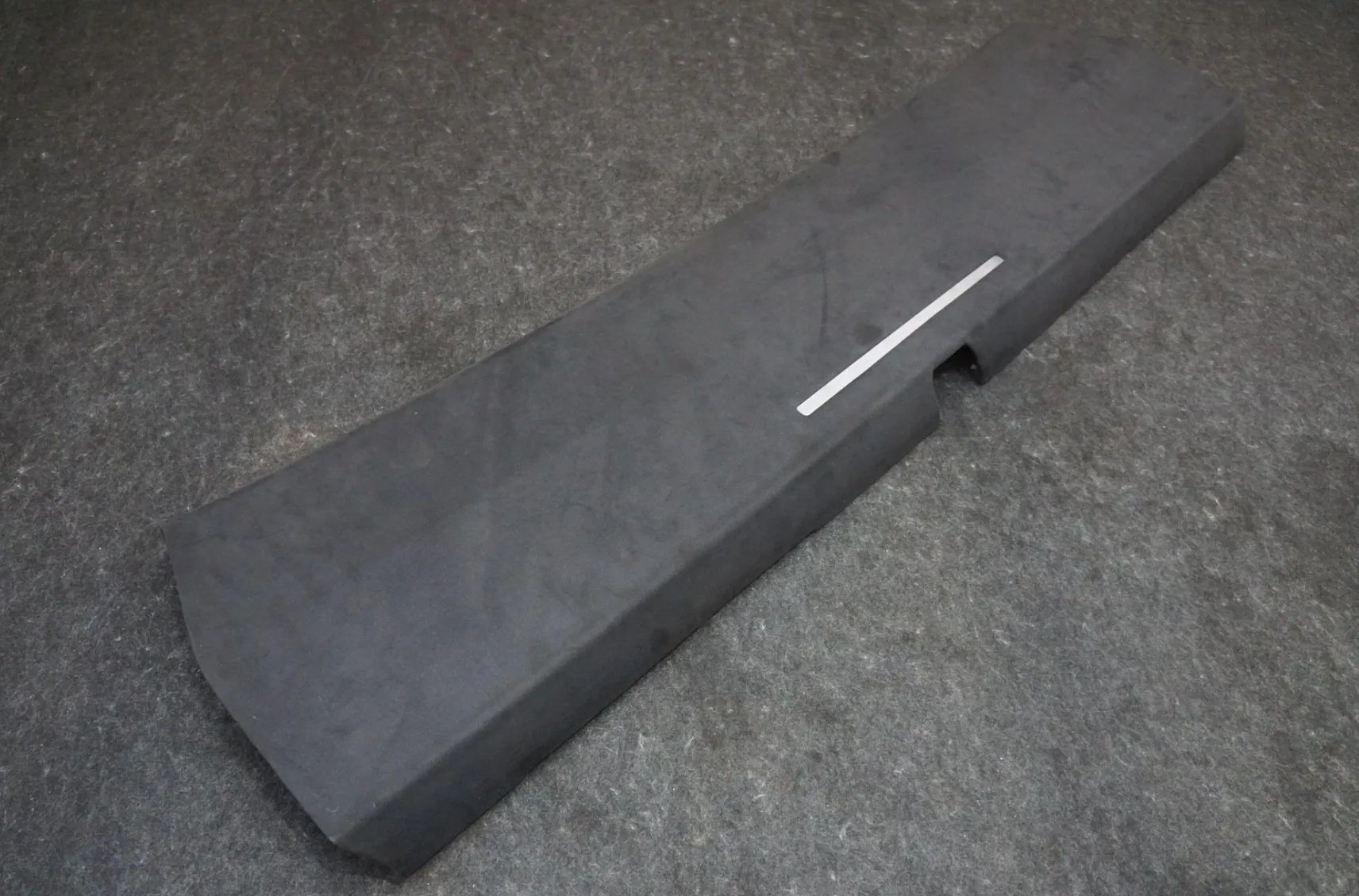 1854467-99-E Передня обшивка стелі FRONT HEADLINER