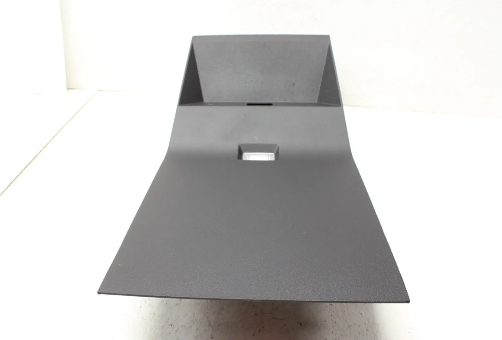 1850332-98-E Задня панель (збірка) BACK PANEL ASSEMBLY