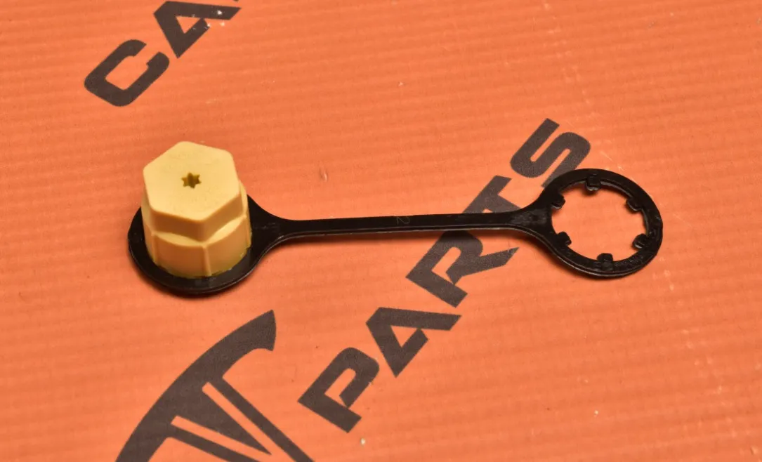 1452639-00-A Кришка заливного порту кондиціонера — високий тиск — R1234YF  AC FILL PORT CAP – HIGH PRESURE – R1234YF