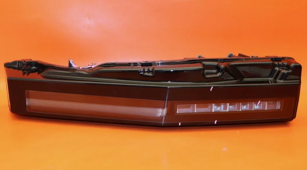 1806405-00-D Корпус фари головного освітлення — правий HEADLAMP ASSEMBLY – RIGHT HAND