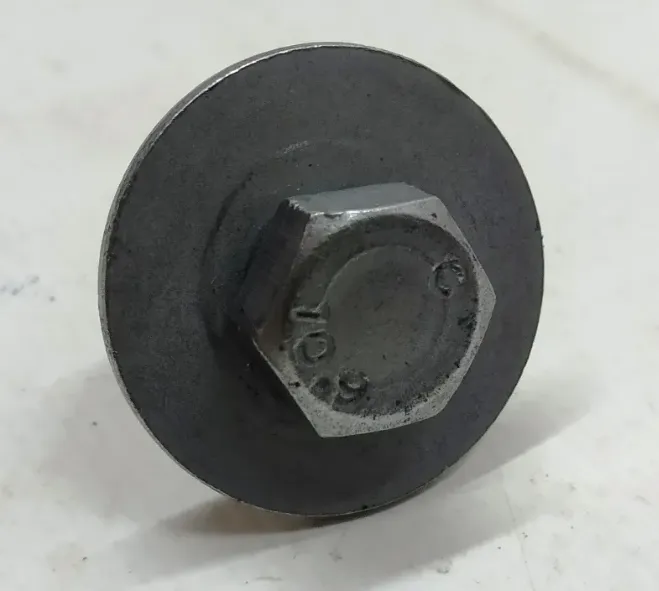 1101805-00-B Гвинт з шайбою – М8×28 – сталь [109] – цинкування (ZNNI) – покриття TC – клей (ADH) BOLT&WASHR