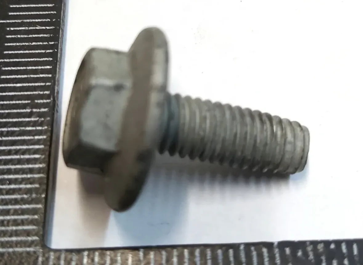 1857464-00-A олт з повною шестигранною головкою M6×16 мм клас міцності 8.8 покриття G1009 код TU01 тип NJ BLT