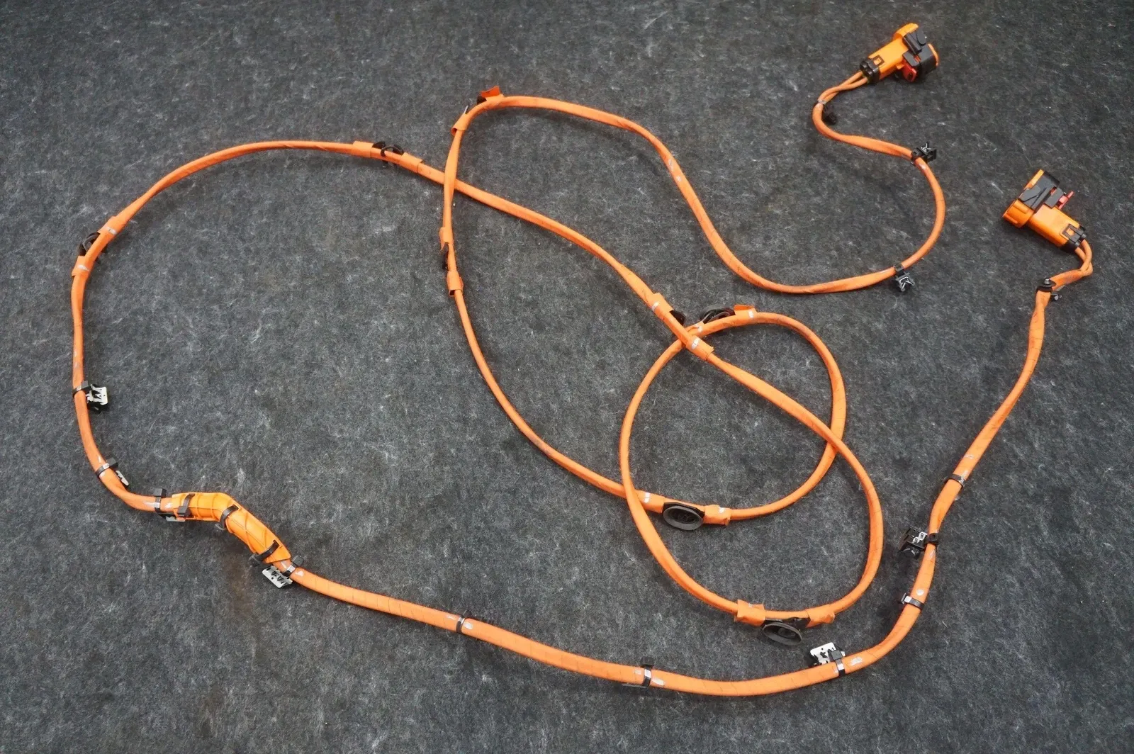 1852186-00-A Високовольтний джгут – компресор кондиціонера AC COMPRESSOR – HIGH VOLTAGE HARNESS