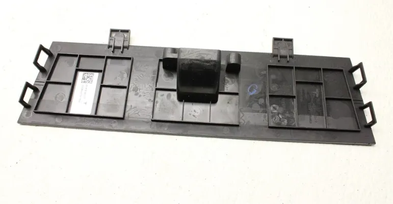 1876048-00-E Збірка центрального кожуха приладової панелі INSTRUMENT PANEL CENTER SHROUD PANEL ASSEMBLY