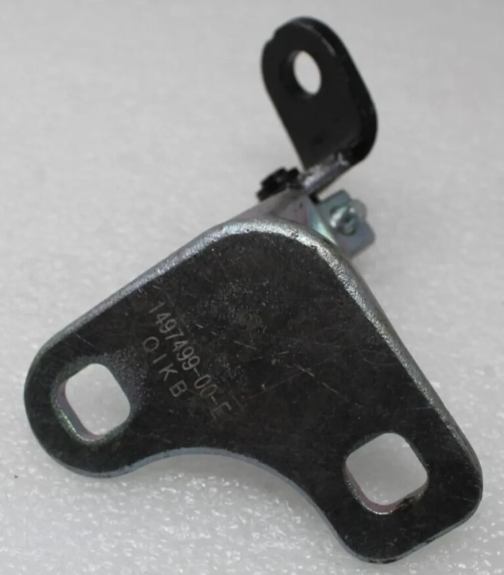 1801465-ST-A Нижня петля задніх дверей права DOOR HINGE – REAR – LOWER – RIGHT HAND