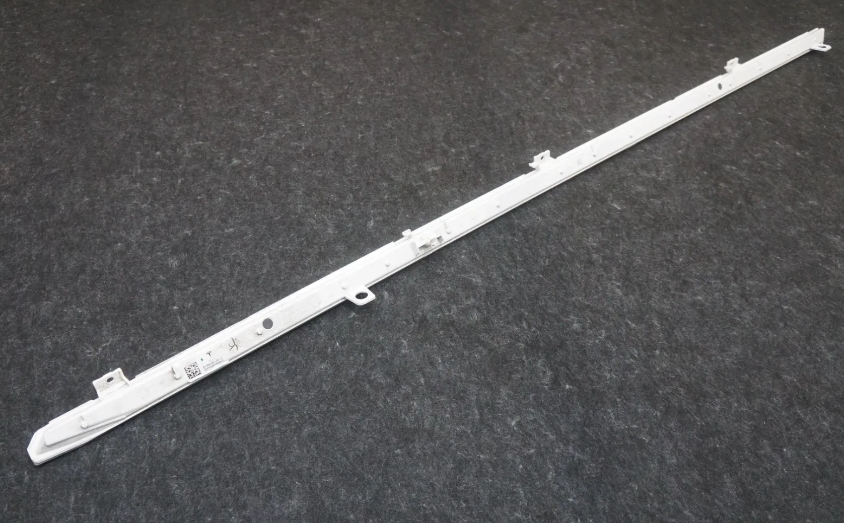 1806766-00-F Підсвітка вантажної платформи – ліва сторона BED LIGHT – LEFT HAND