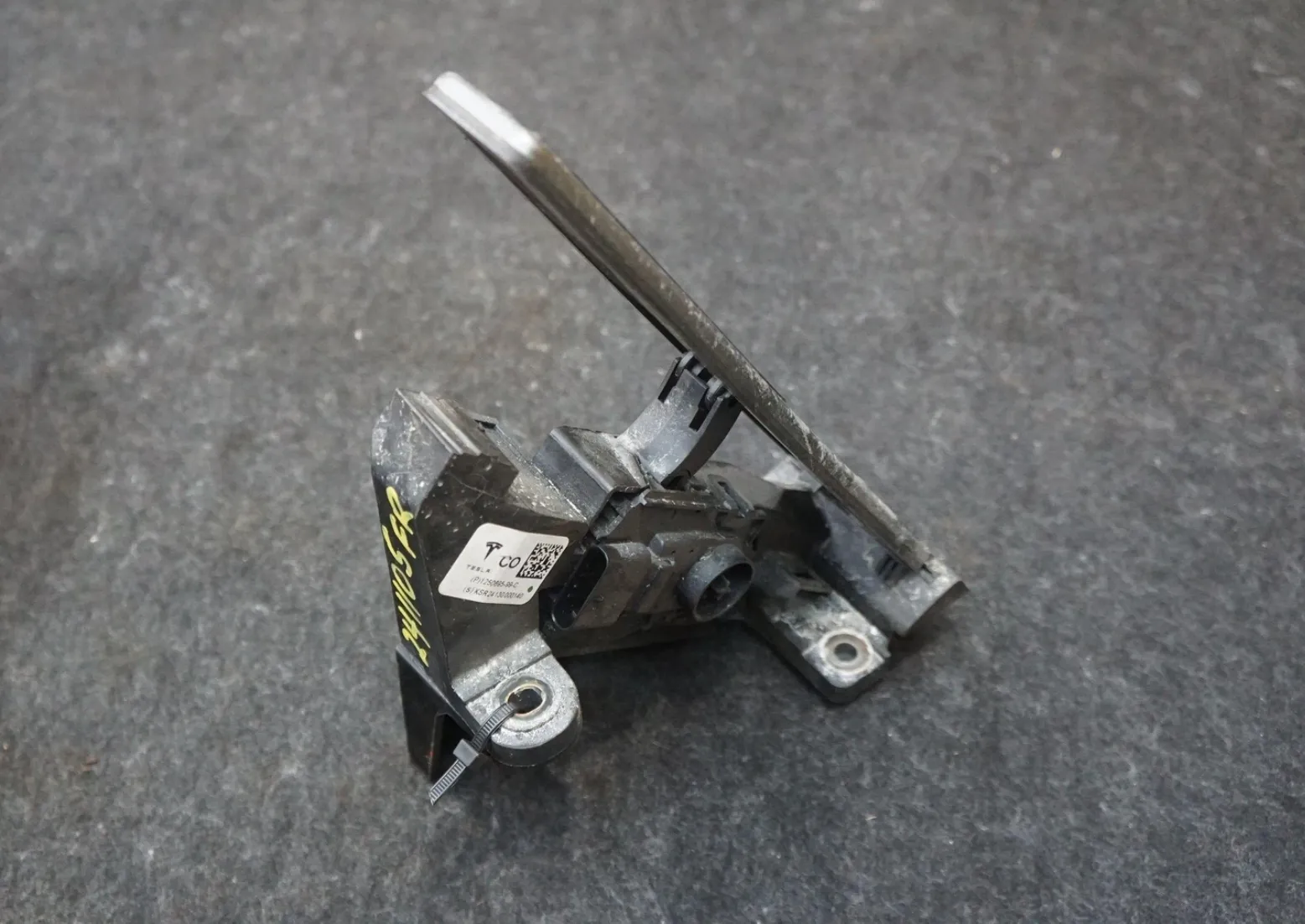 1250695-99-C Педаль газу ACCELERATOR PEDAL