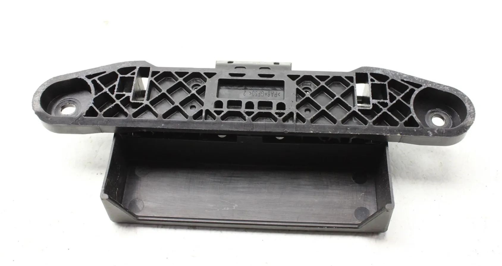 1857646-00-E Засувка вантажного боксу LATCH – CARGO TUB