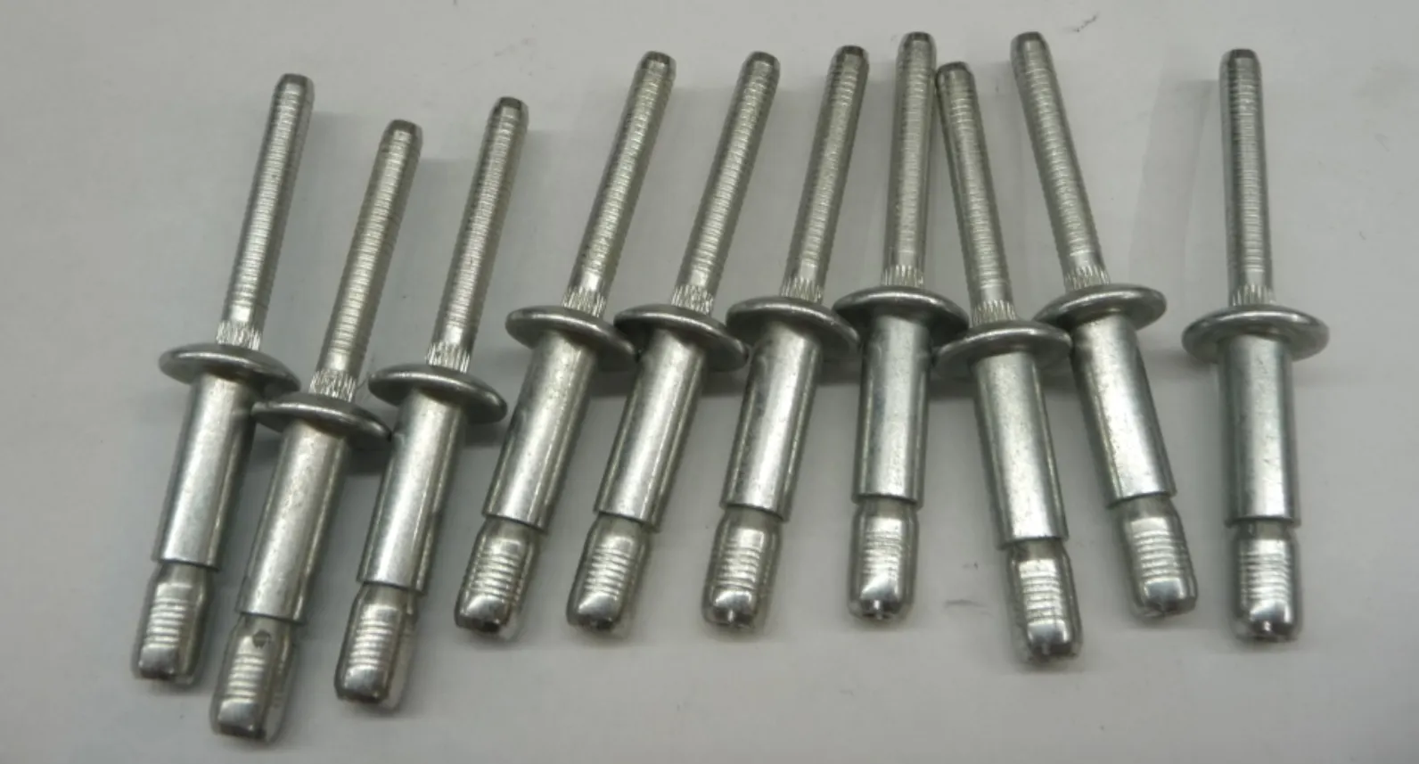 1062559-00-A Заклепка 65×3×135 мм STRUCTURAL COMMON RIVET