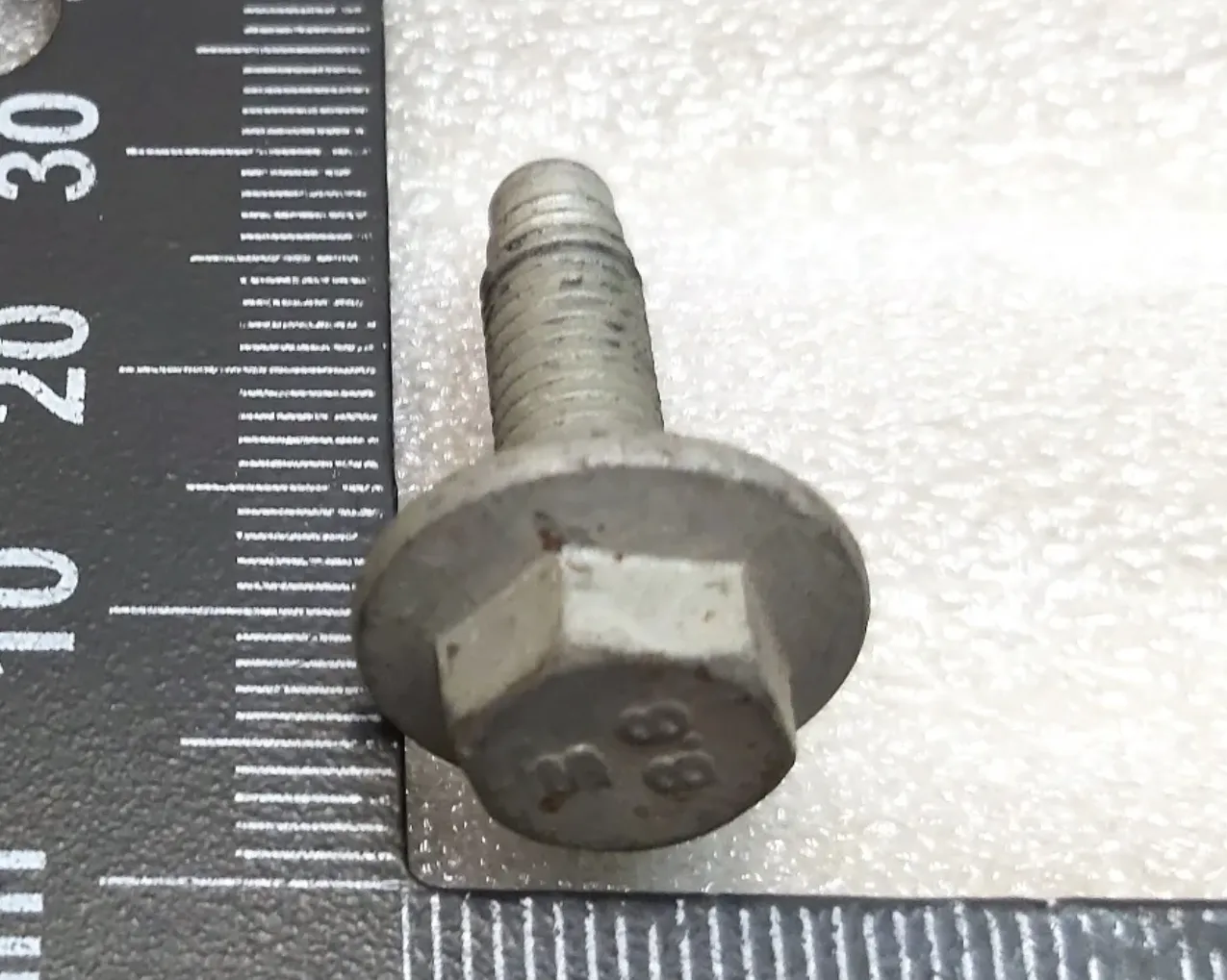 1454541-00-A Болт М6-10Х21 BOLT