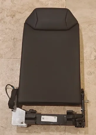 1819974-01-D Вбудований підлокітник сидіння другого ряду SECOND ROW SEAT INTEGRATE ARMREST