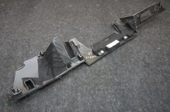 1873327-55-D Захисна кришка ніші для ніг FOOTWELL COVER