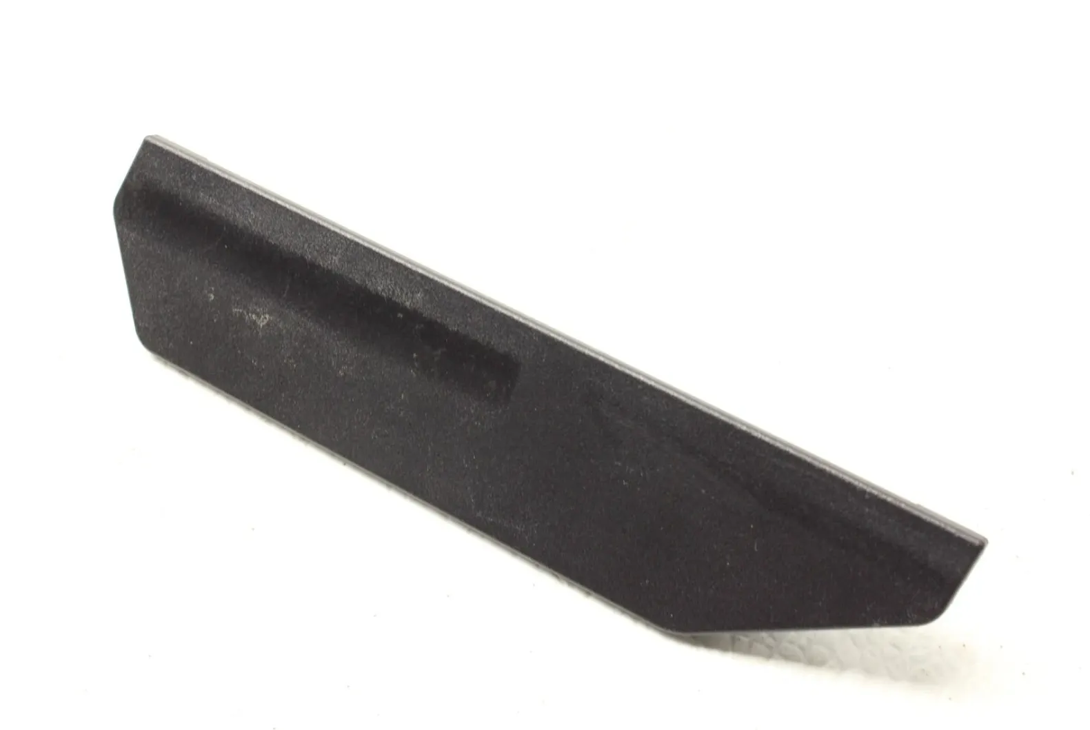 1848579-00-D Лівий закривальний елемент CLOSEOUT – LEFT HAND