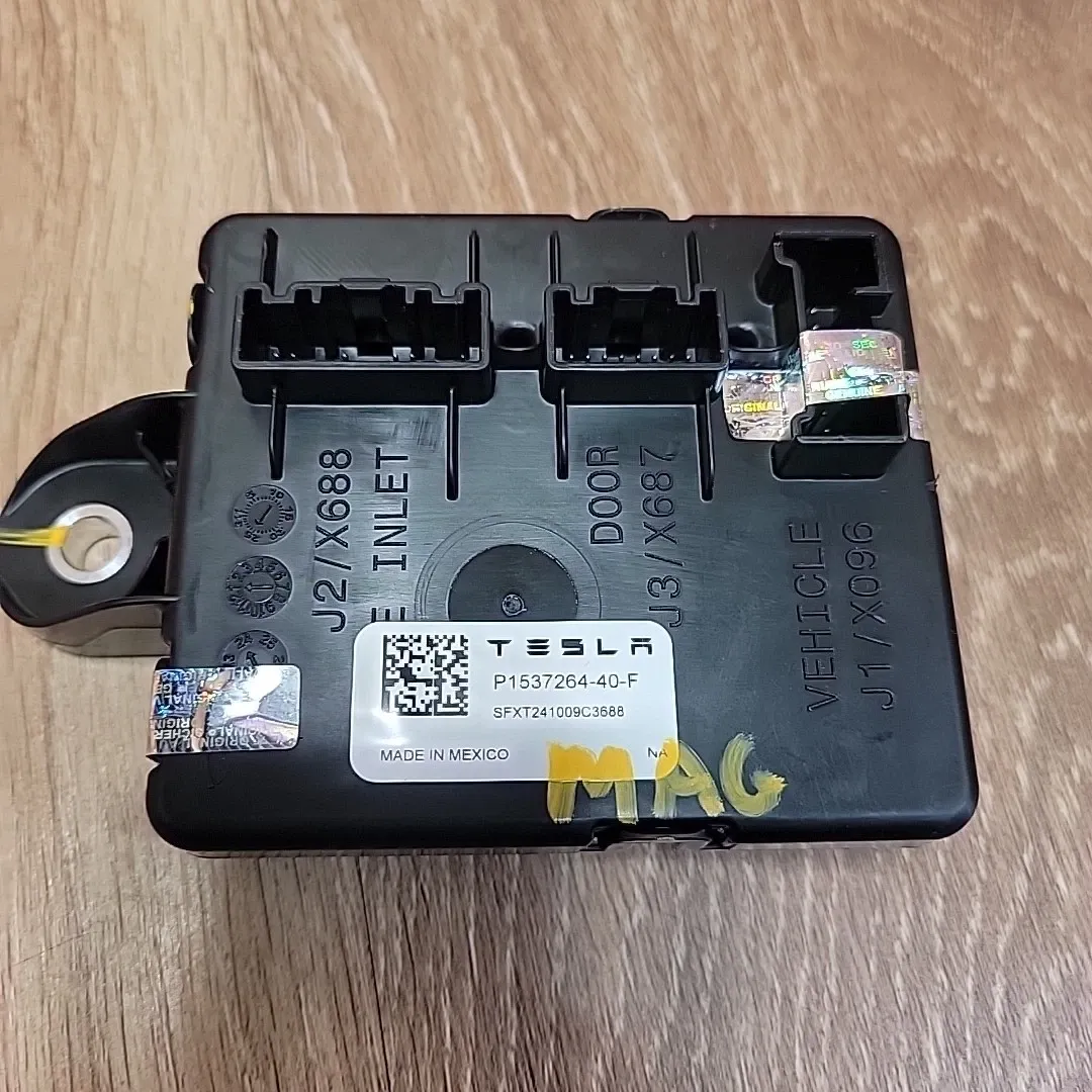 1537264-40-F Блок керування зарядним портом (ECU) в зборі покоління 4 ASSEMBLY CHARGE PORT CONTROLLER ECU GEN 4