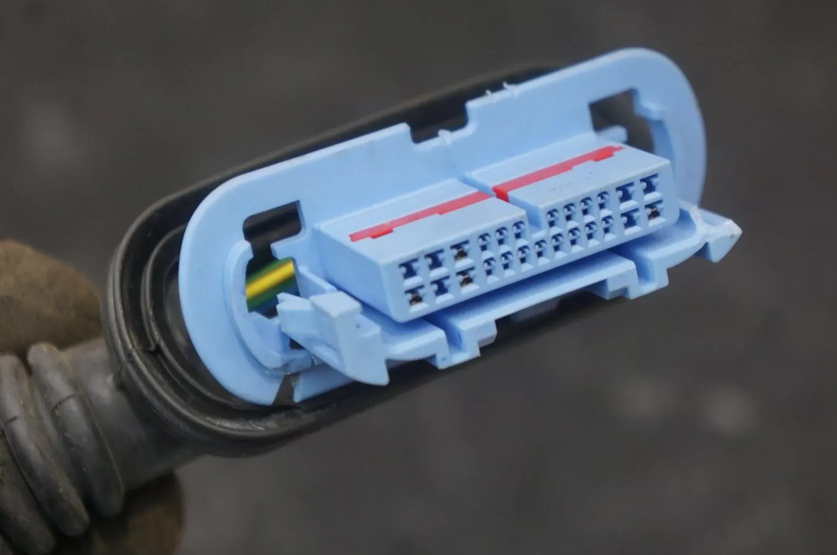 1682223-00-F Жгут передньої лівої двері HARNESS-FRONT LEFT HAND DOOR