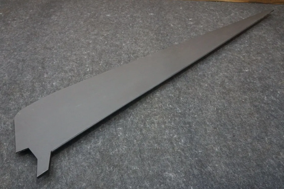 1817891-00-F Збірка верхньої бокової стінки вантажної платформи — права сторона UPPER BED SIDE WALL ASSEMBLY – RIGHT HAND