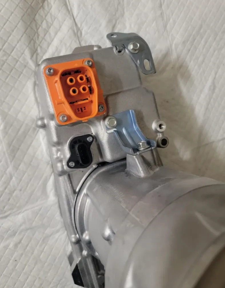 1648051-92-E Компресор змінного струму 1 кВ — 45 см³ — Sanden 1KV AC COMPRESSOR- 45CC- SANDEN