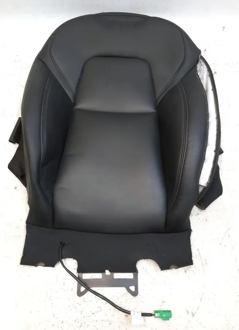 1984868-71-B Обшивка м’якої частини спинки переднього ряду сидіння — ліва сторона — преміум FIRST ROW SEAT BACK SOFT TRIM COVER ASSEMBLY – LEFT HAND – PREMIUM