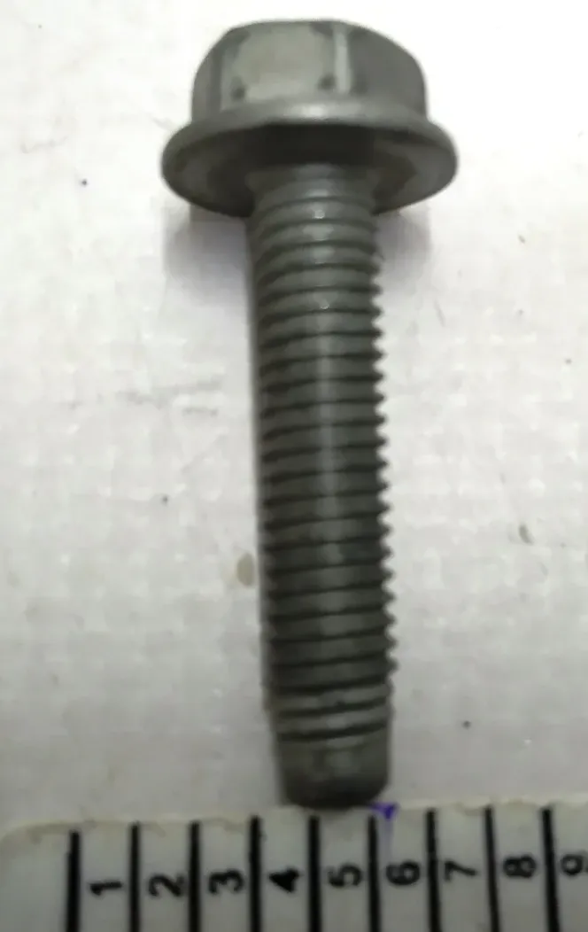 1005817-00-A Шестигранний болт M6×1.00×25 HEX BOLT