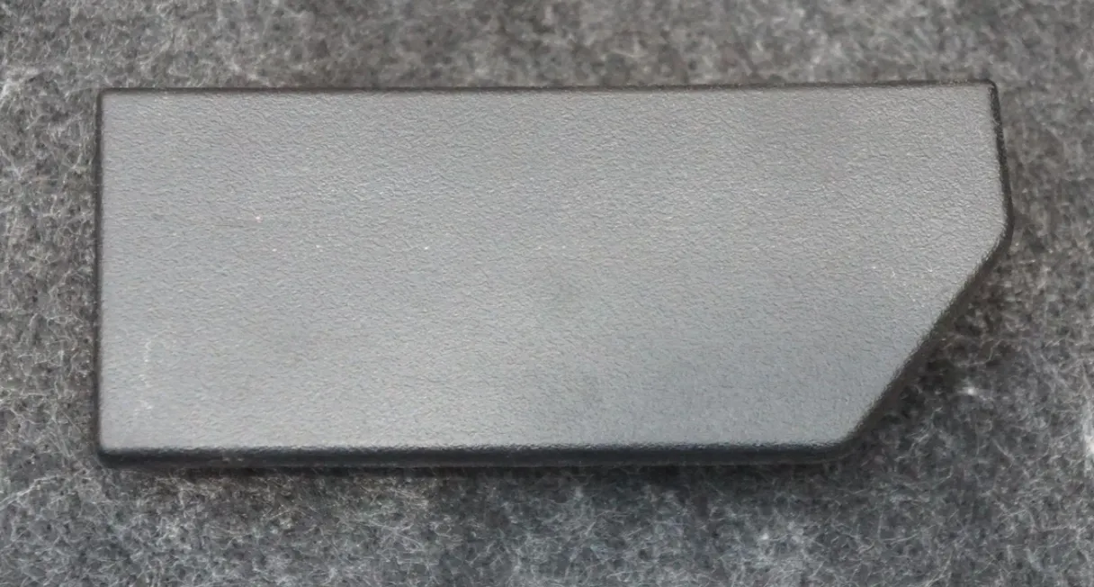 1848584-00-D Права заглушка аплікації C-стійки кузова C PILLAR APPLIQUE CLOSEOUT – RIGHT HAND