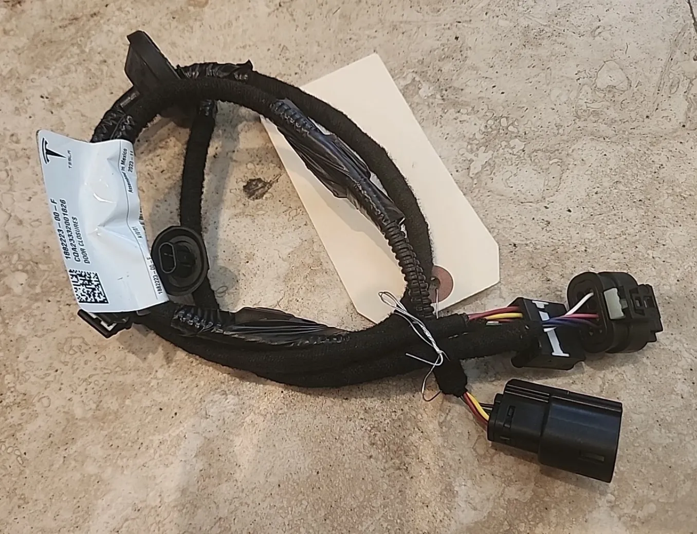 1882223-00-F Жгут пристроїв замикання дверей HARNESS-DOOR CLOSURES DEVICES