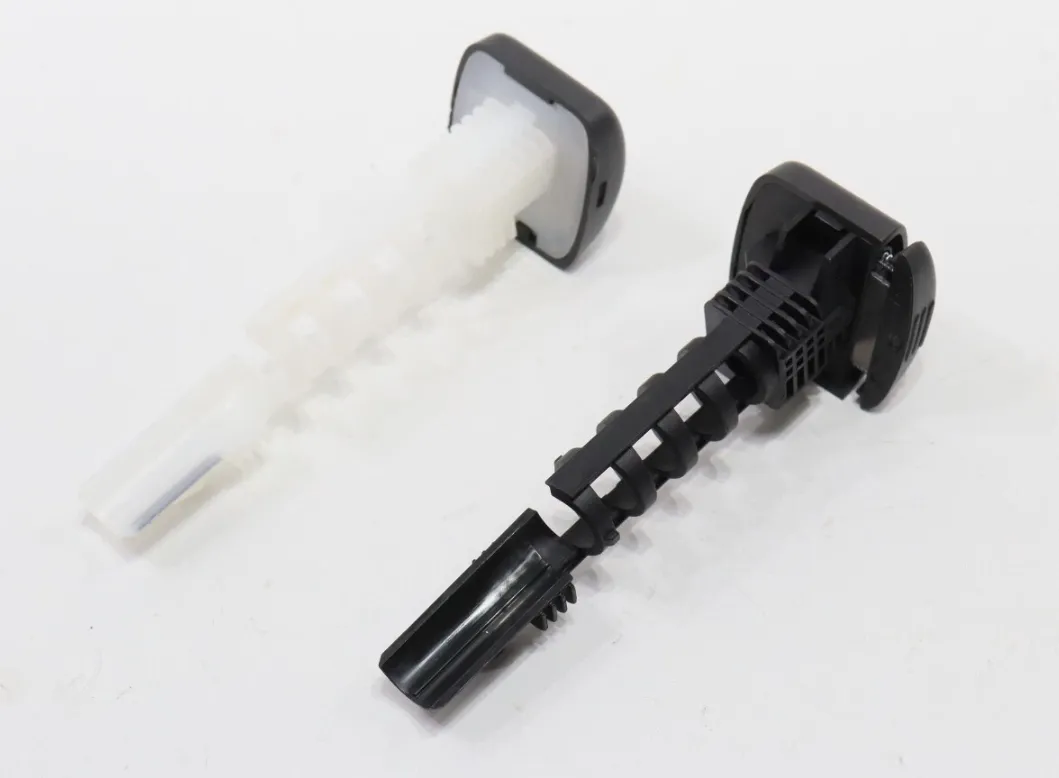 1101420-00-F Напрямна регулятора висоти сидіння другого ряду — ліва сторона SECOND ROW HEIGHT ADJUSTER GUIDE – LEFT HAND