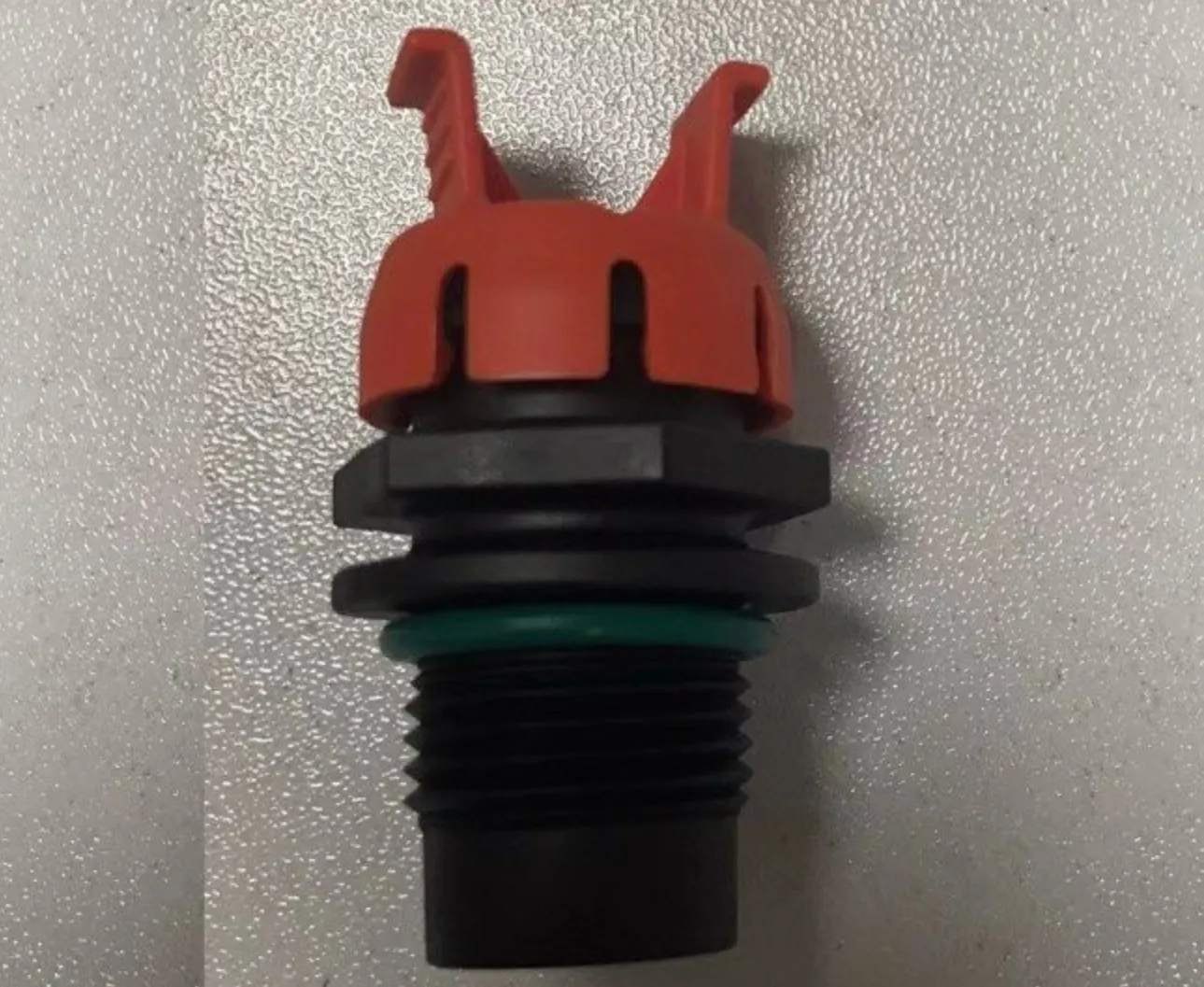 1862034-00-F Корпус дихального клапана привідного вузла DRIVE UNIT BREATHER HOUSING