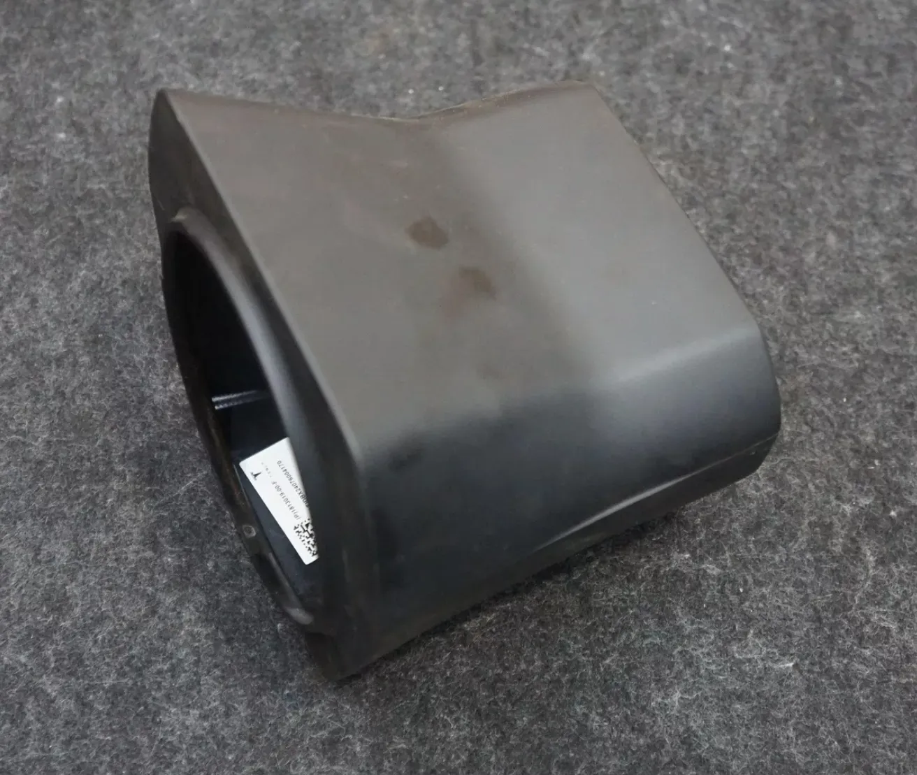 1813019-00-F Нижній кожух панелі приладів — рульова колонка SHROUD LOWER INSTRUMENT PANEL – STEERING COLUMN
