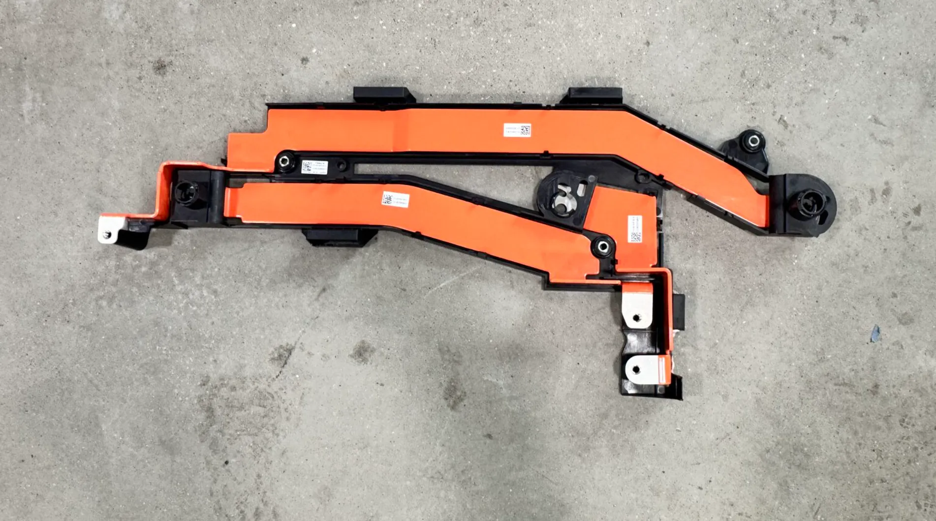 1831806-00-F Збірка шинного колектора для останньої милі LAST MILE BUSBAR ASSEMBLY