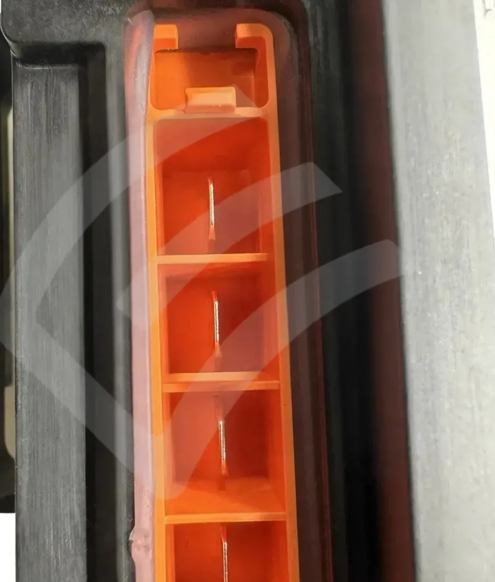 1880597-00-F Розподільна коробка змінного струму AC JUNCTION BOX