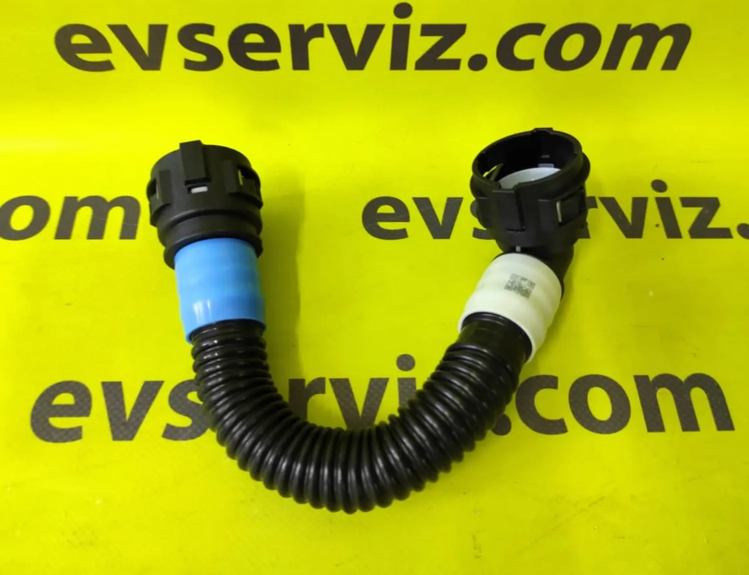 1803857-00-B Шланг від інвертора до теплообмінника HOSE INVERTER TO HX