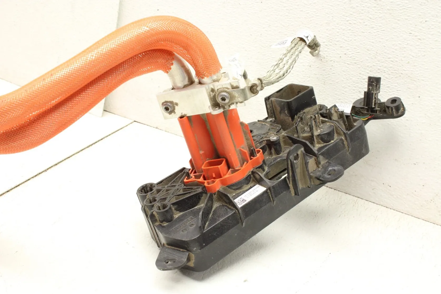 1567101-21-A Роз’єм високовольтний – колодка – 0 градусів – DU HIGH VOLTAGE CONNECTOR – HEADER – 0 DEGREES – DU