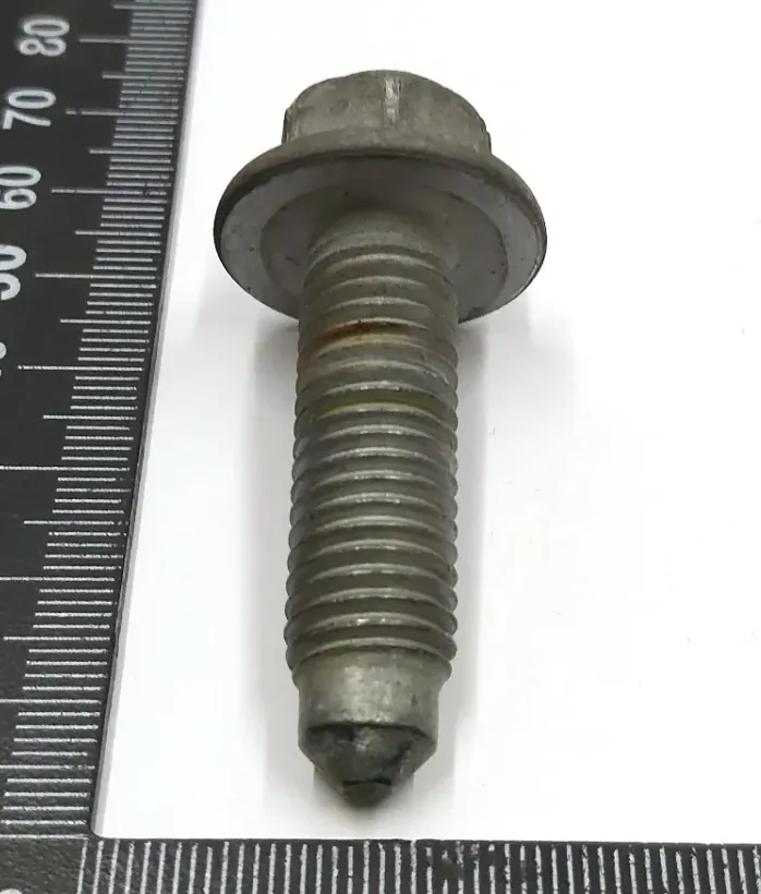 1089657-00-C Болт М12х35 BOLT