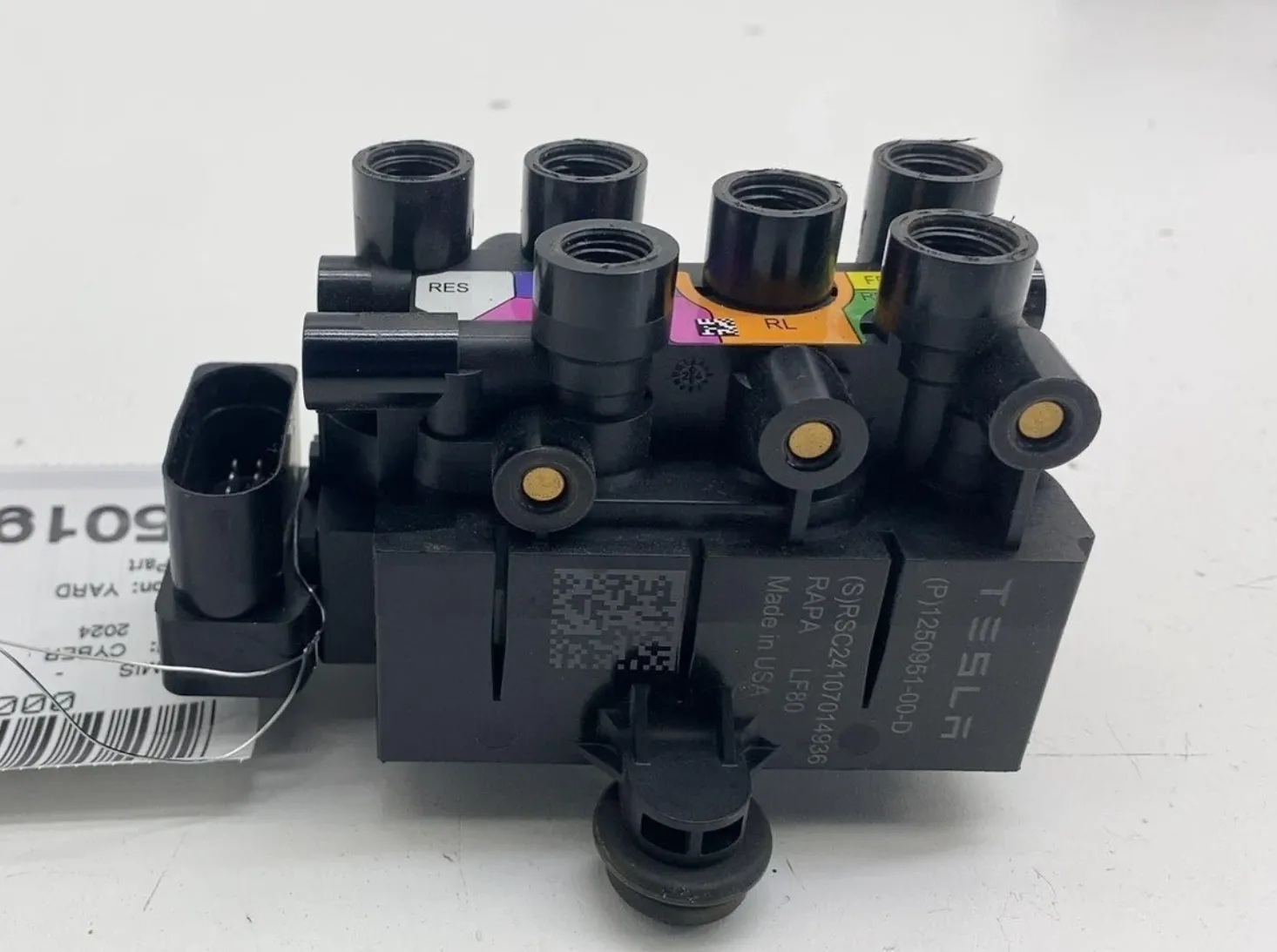 1250951-00-D Клапанний блок системи пневмопідвіски AIR SUSPENSION – VALVE BLOCK