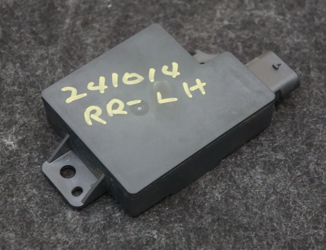 1851663-10-A Bluetooth із низьким енергоспоживанням — задній модуль BLUETOOTH LOW ENERGY – REAR
