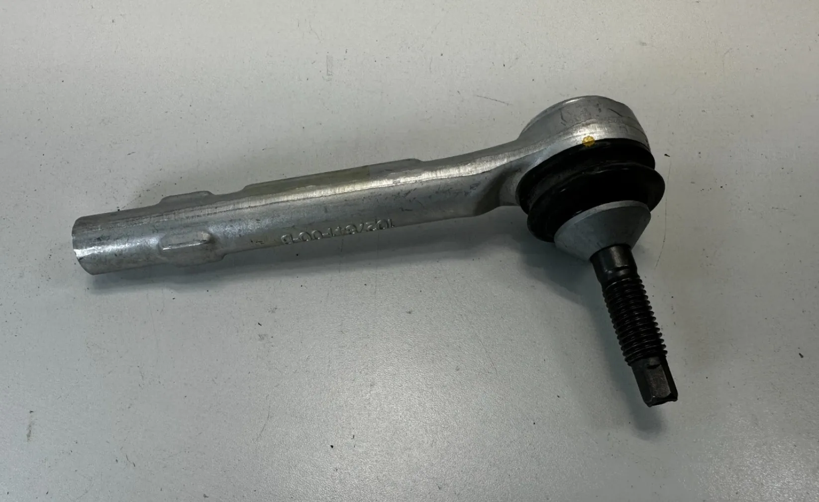 1250846-00-B Зовнішня рульова тяга – права OUTER TIE ROD – RIGHT HAND