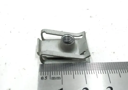 1013802-00-B Гайка J M6 0.5 з багаторізьбовою нарізкою товщина 3.0 мм J – NUT
