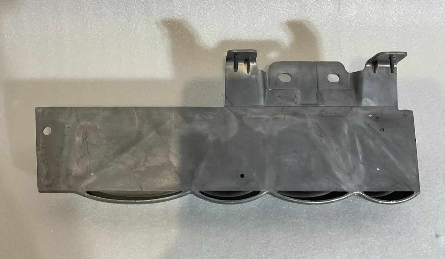 1849709-00-H Збірка литого бампера — ліва сторона CAST BUMPER ASSEMBLY – LEFT HAND