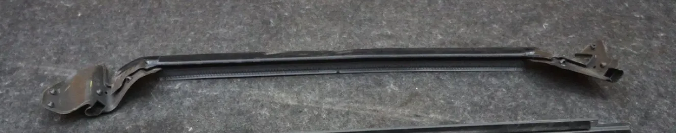 1808592-00-C Внутрішній поясний ущільнювач задніх правих дверей INNER BELT SEAL – REAR DOOR – RIGHT HAND