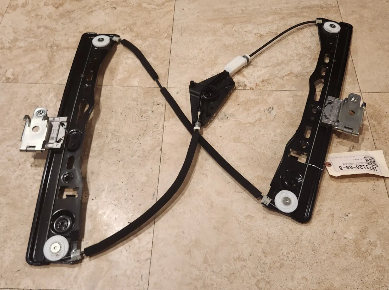 1873120-00-B Механізм склопідйомника передніх лівих дверей WINDOW REGULATOR MECHANISM – FRONT – LEFT HAND