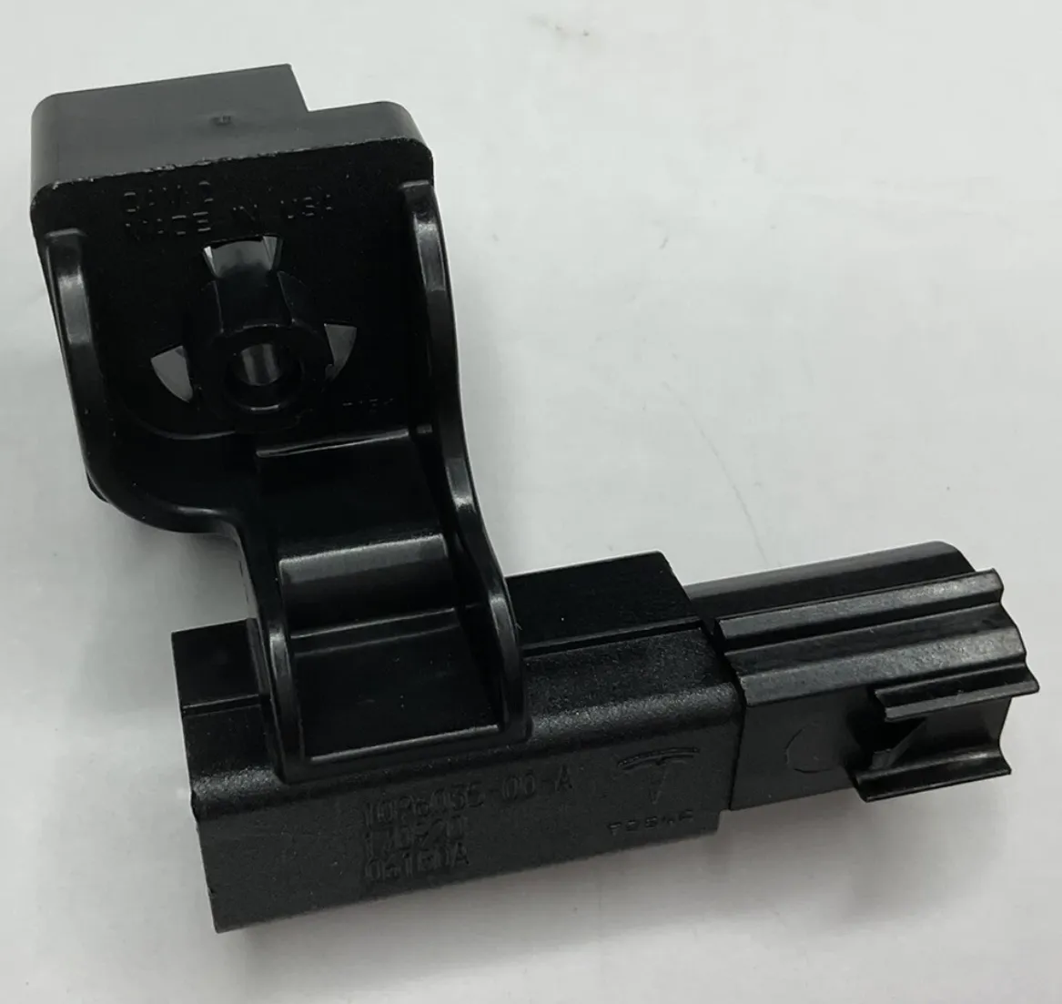 1096035-00-A Датчик положення напрямної сидіння першого ряду FIRST ROW SEAT TRACK POSITION SENSOR