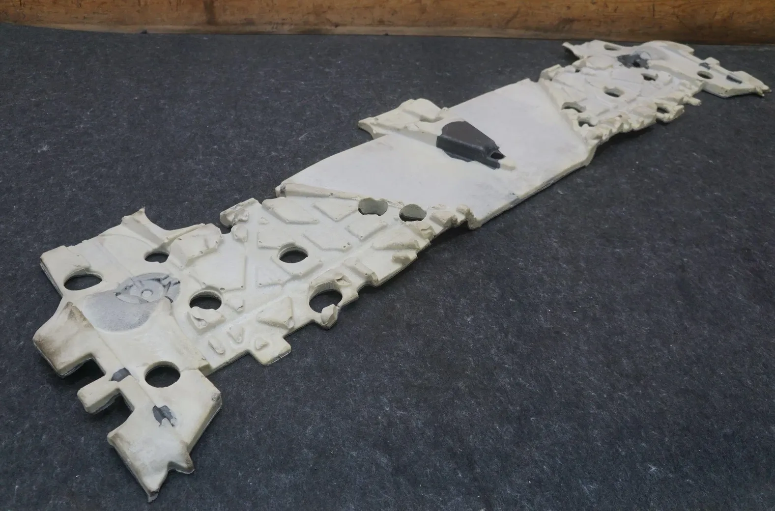 1875718-00-D Демпфувальна NVH-подушка для жабо NVH PAD – COWL