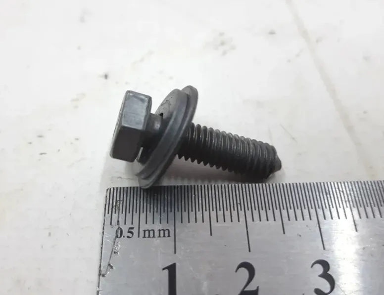 1112246-00-A Болт із шайбою M6x22 BOLT AND WASHER