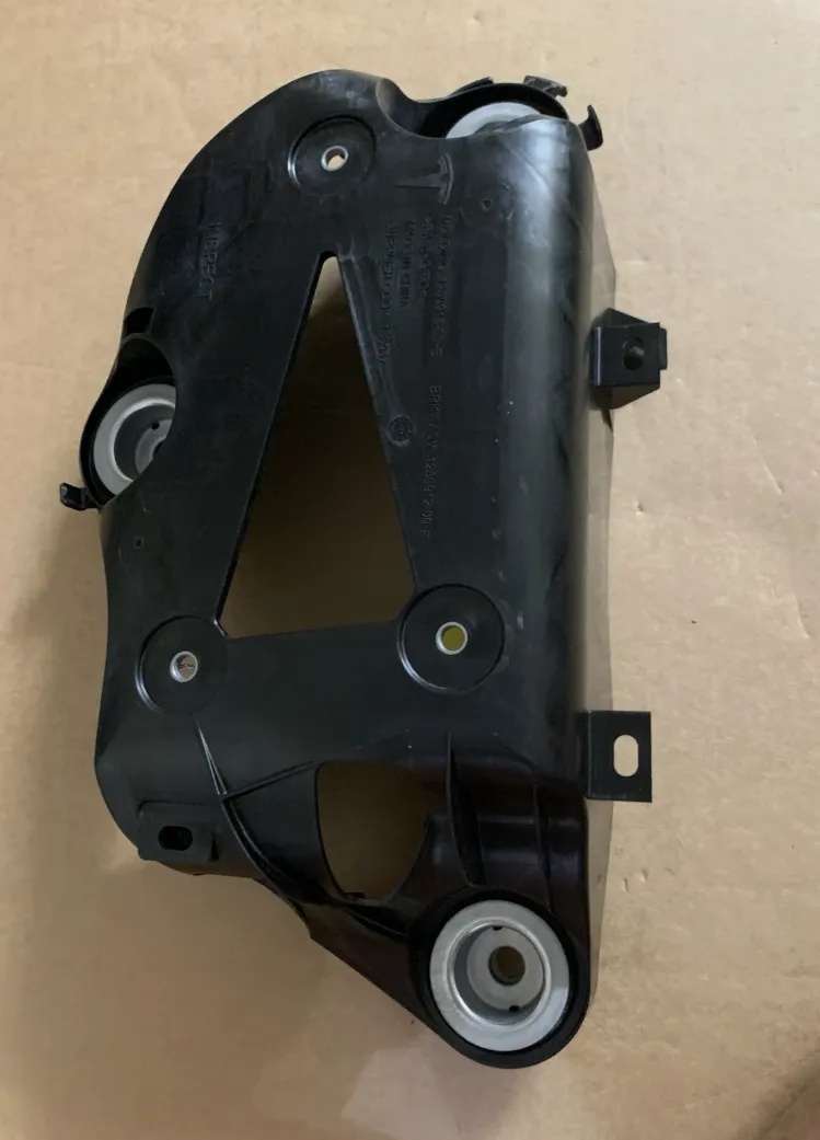 1250912-00-F Кронштейн кріплення компресора пневмопідвіски CARRIER BRACKET – AIR SUSPENSION COMPRESSOR