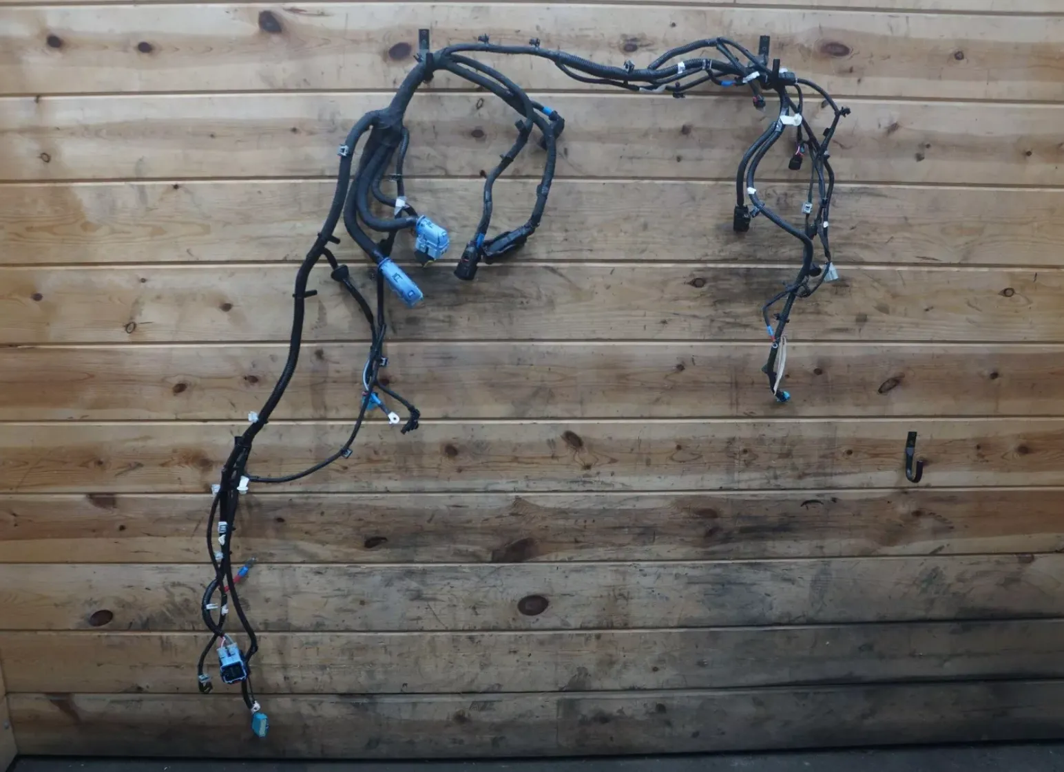 2812969-01-B Жгут лівого фронку HARNESS-LEFT FRUNK