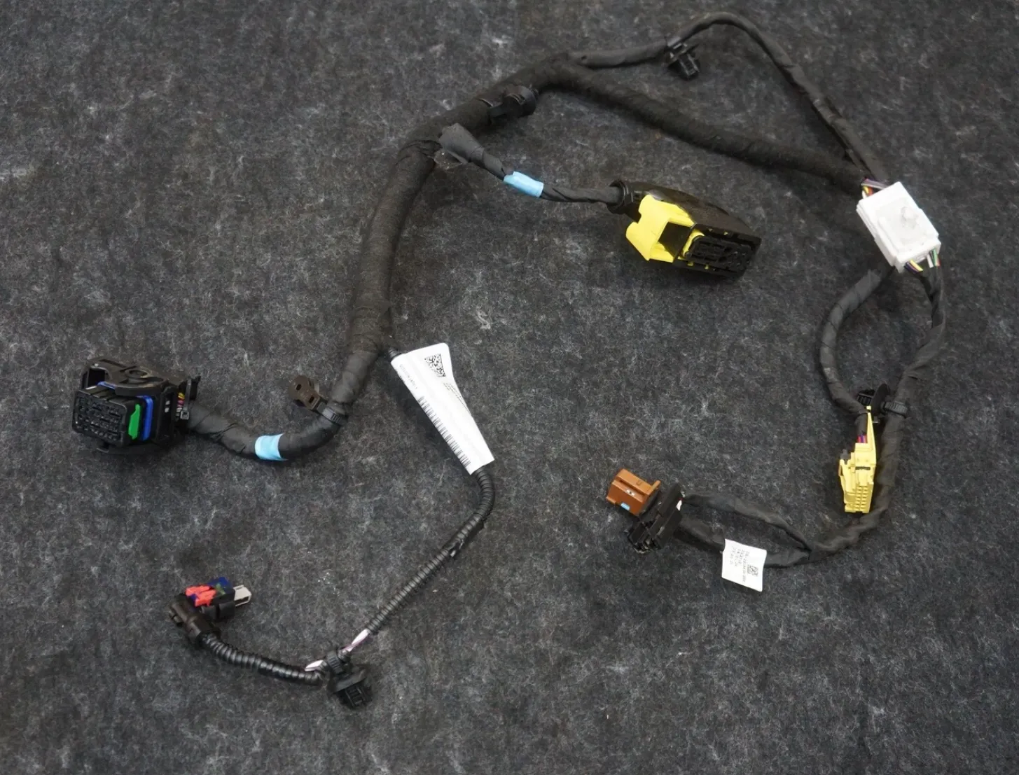 1682242-00-K Жгут-перемичка керма HARNESS – STEERING JUMPER