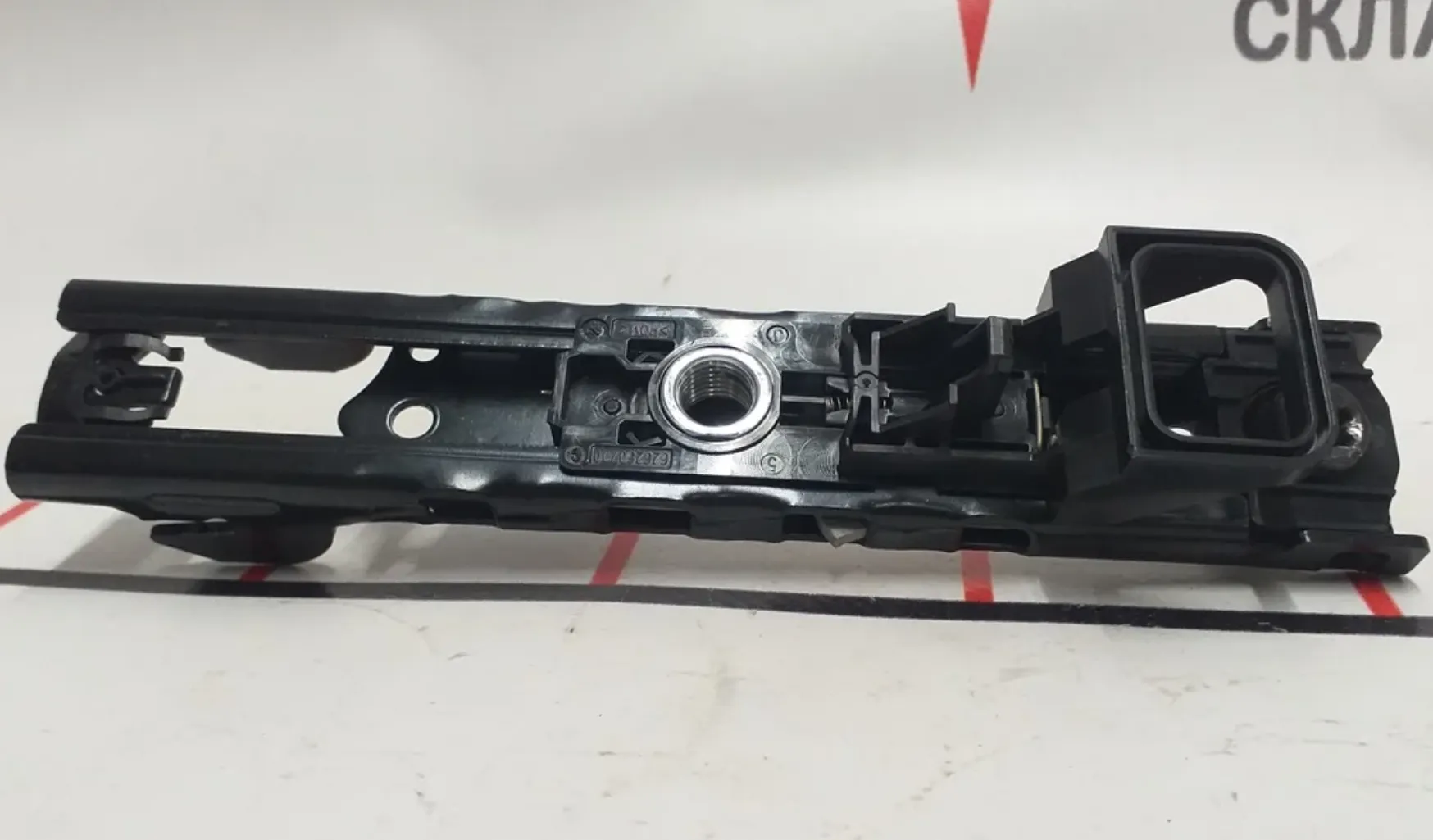 1068130-01-C Регулятор висоти ременя безпеки переднього ряду FIRST ROW – SEAT BELT HEIGHT ADJUSTER