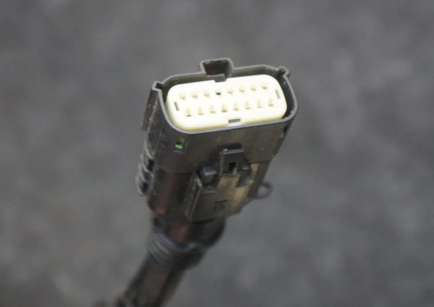 1250786-00-D Жгут проводки кута шасі — задній — правий CHASSIS CORNER HARNESS – REAR – RIGHT HAND