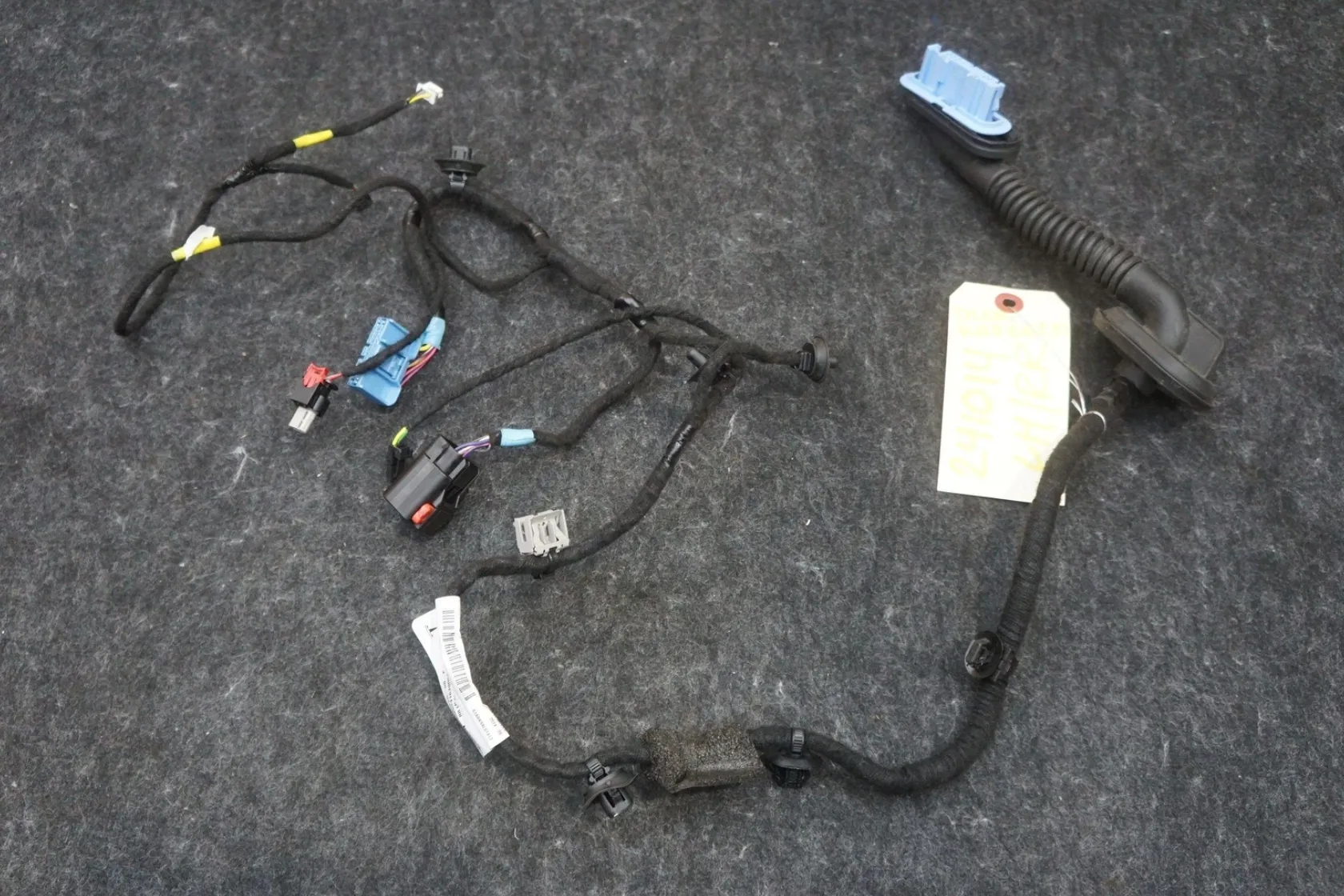 1682225-00-F Жгут задньої лівої двері HARNESS-REAR LEFT HAND DOOR